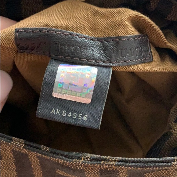 Fendi Bucket Wristlet - Picture 5 of 7